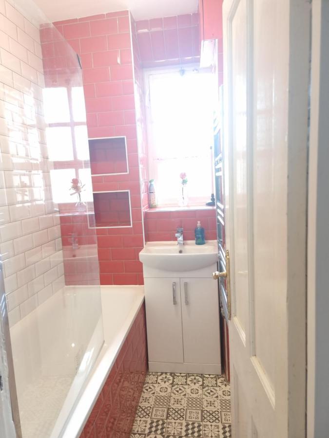 Beautiful 2 Bedroom Flat In Frampton Street London Luaran gambar